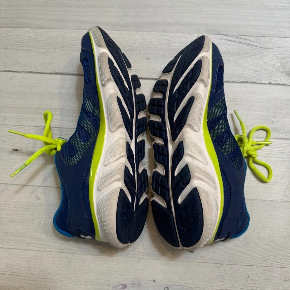 Under‎ armour kids blue yellow athletic running shoes big kids size 5